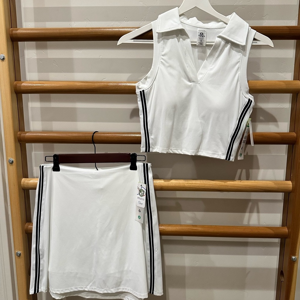 Mono B tennis outfit